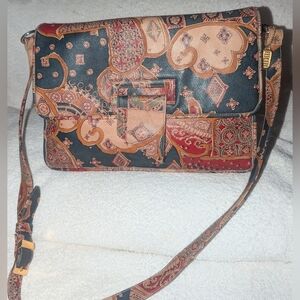 LISETTE New York  Vintage Elegant Red and Brown Patterned Leather Shoulder Bag